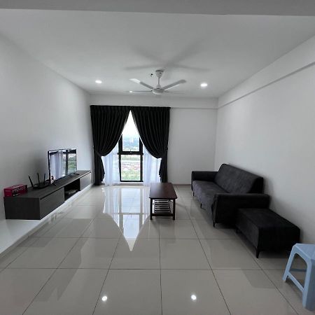 Menara Sentral At Juru Sentral Hotel บูกิต เมอร์ตาจัม ภายนอก รูปภาพ
